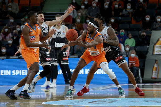 尤其是队长 尤其是队长