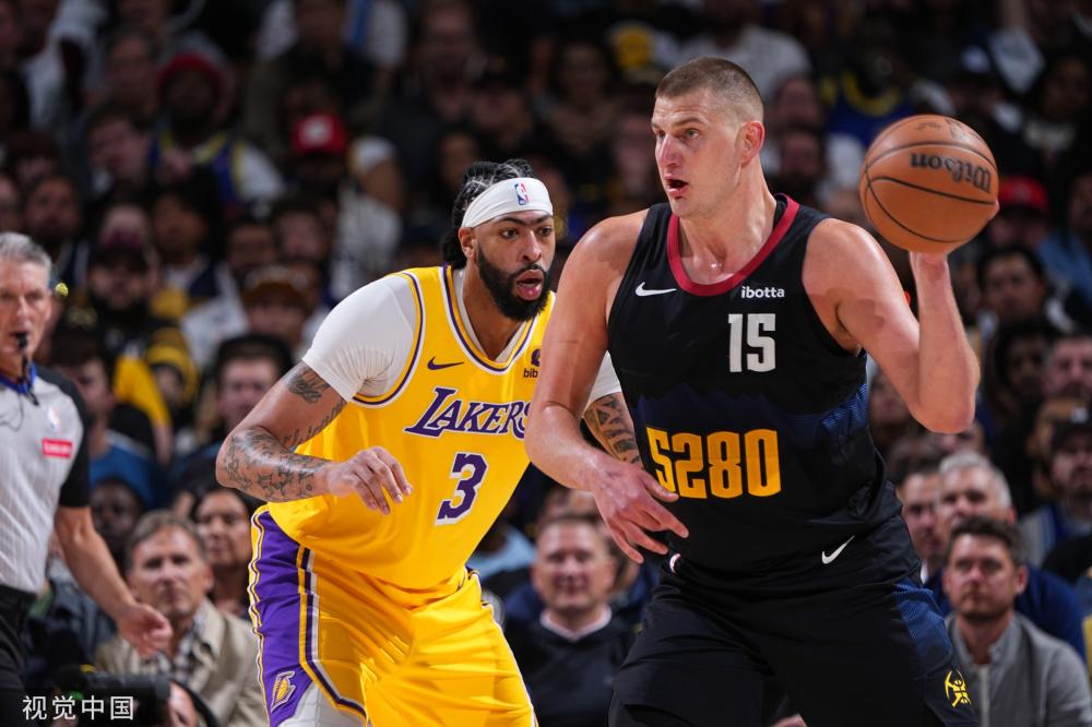 而是强调了 而是强调了