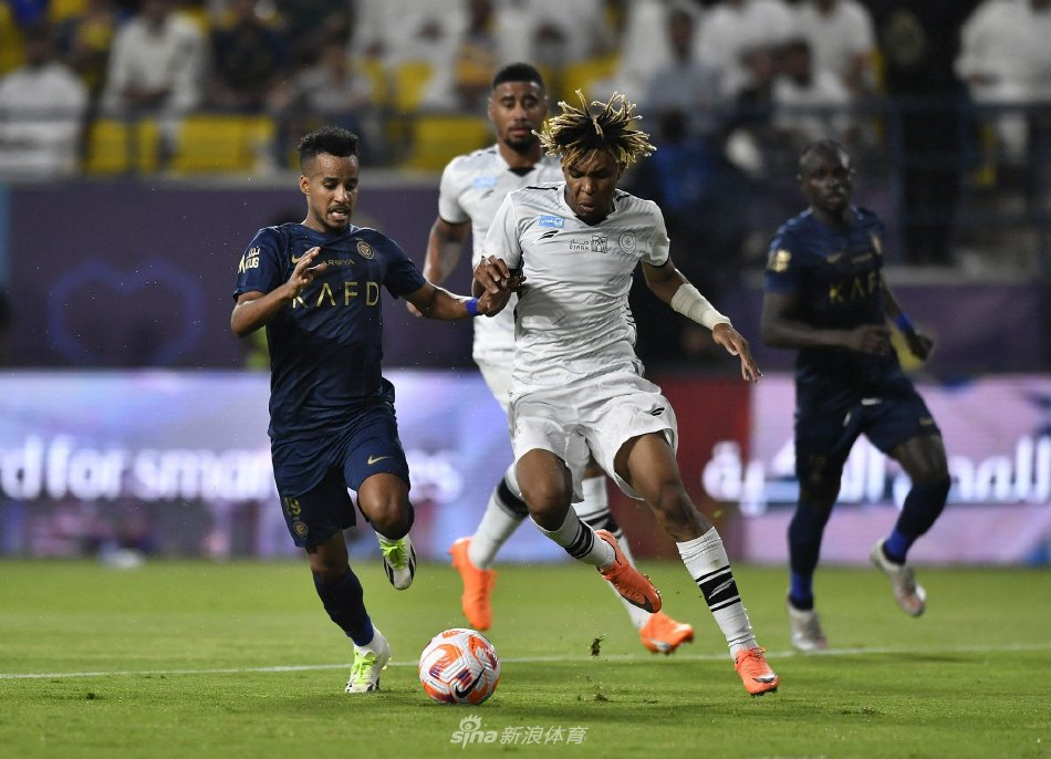 奇以强壮的 奇以强壮的